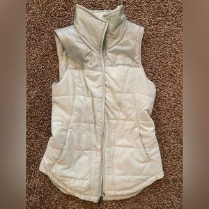 Womens North face vest - xs, light mint green color